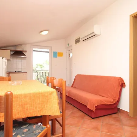 Apartment With A Parking Space - 7039
